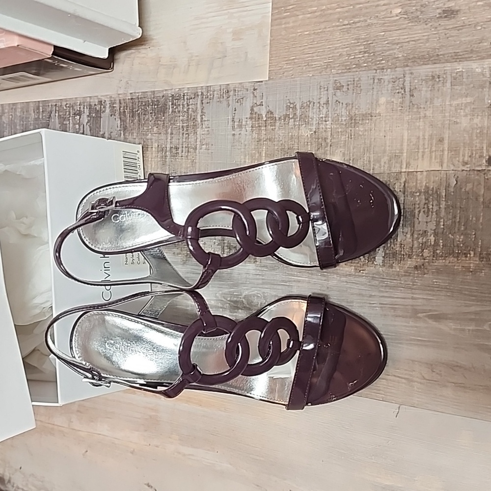 Calvin Klein Raisin color heel